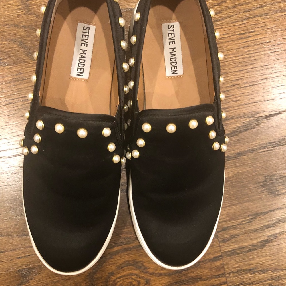 Steve Madden Pearl studded platforms